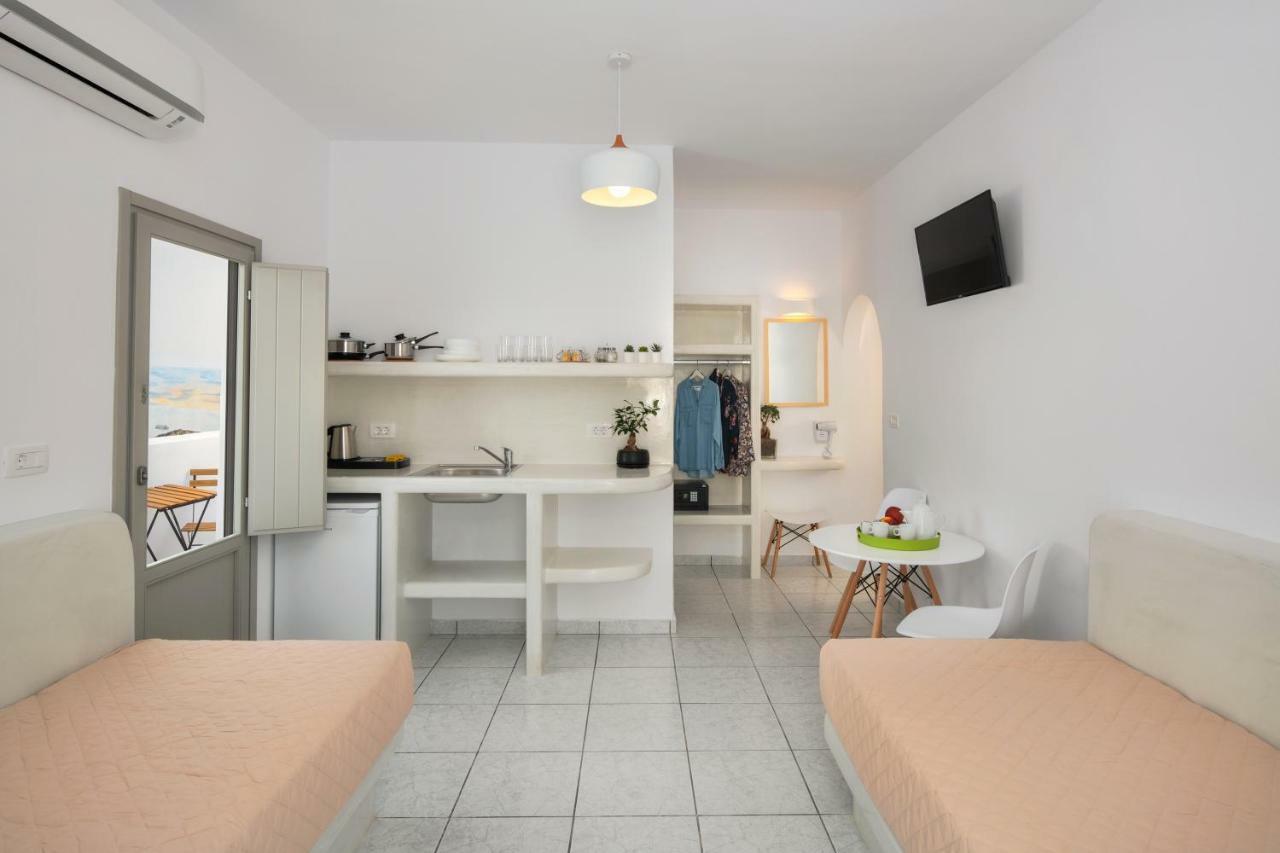 Olive Tree Suites ฟิรา ภายนอก รูปภาพ