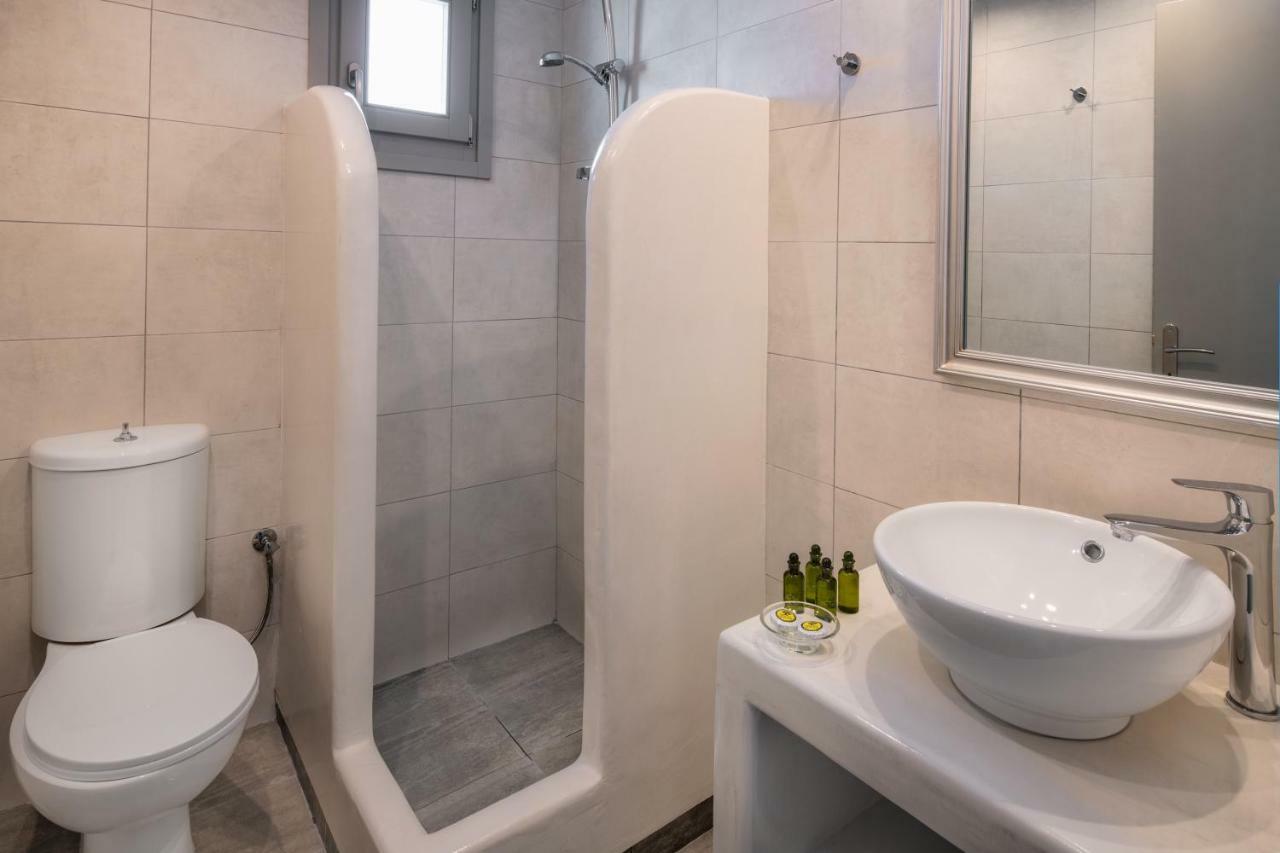 Olive Tree Suites ฟิรา ภายนอก รูปภาพ