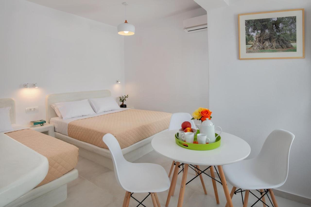 Olive Tree Suites ฟิรา ภายนอก รูปภาพ