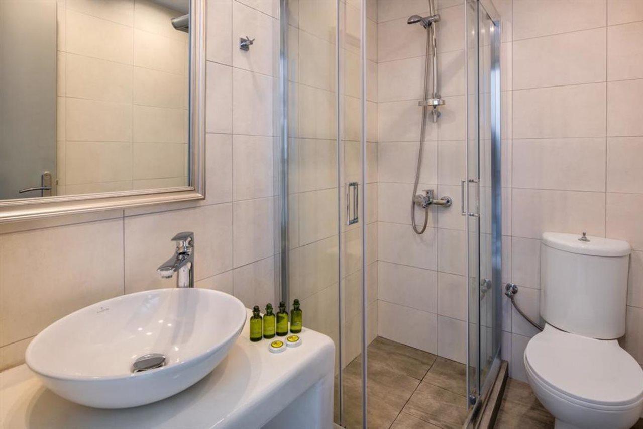 Olive Tree Suites ฟิรา ภายนอก รูปภาพ
